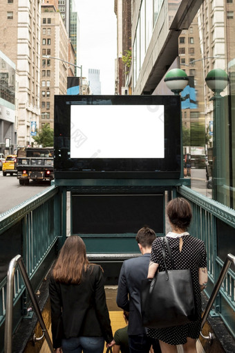 模拟广告牌地铁入口决议和高质量美丽的照片模拟广告牌地铁入口高质量和决议美丽的照片概念