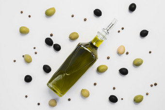 前视图分类橄榄瓶石油决议和高质量美丽的照片前视图分类橄榄瓶石油高质量美丽的照片概念