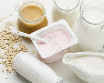 新鲜的酸奶有机<strong>牛奶</strong>高决议照片新鲜的酸奶有机<strong>牛奶</strong>高质量照片