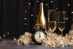 一边视图香槟新一年晚上高决议照片一边视图香槟新一年晚上高质量照片