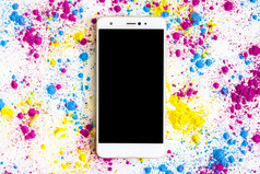胡里节颜色粉周围智能手机与黑色的屏幕显示