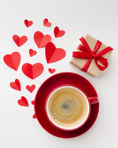 平躺杯咖啡与情人节一天现在