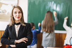 女学校老师背景黑板上学生