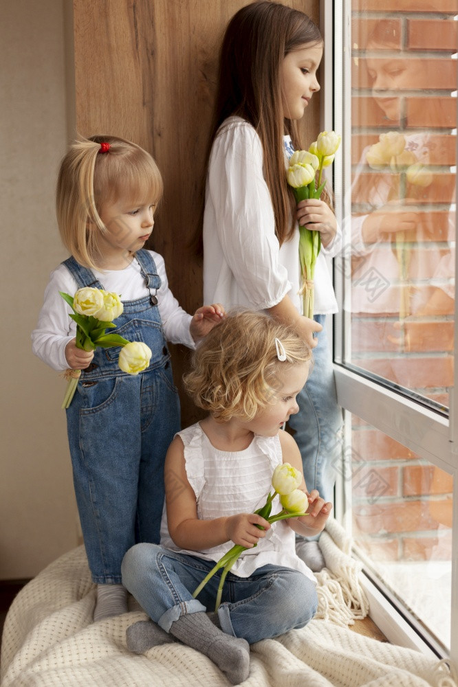 儿童窗口与花