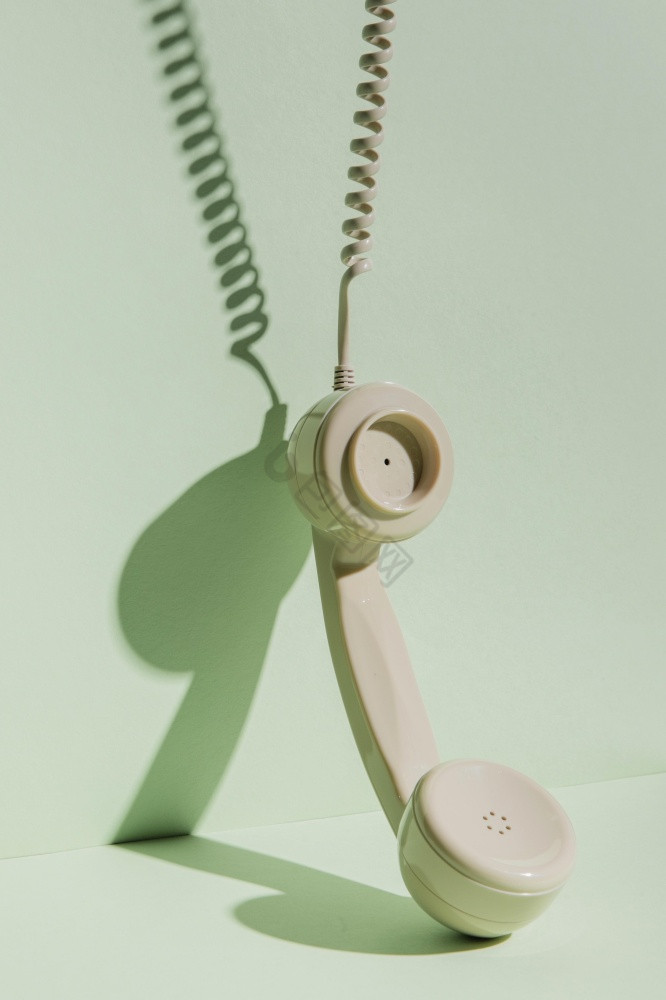 古董电话接收机与绳图片
