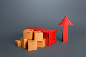 航运容器和盒子附近红色的箭头增长货物运输体积世界贸易交通复苏<strong>经济关系</strong>费用和关税海关增加销售进口和出口