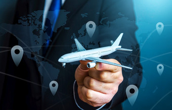 民事航空和商业航空公司旅行和业务旅行运输系统和基础设施空气沟通航班交通路线和方向商人官方与飞机