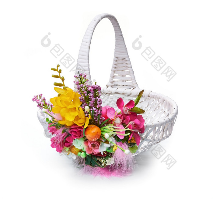 复活节篮子从花安排白色背景