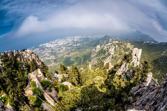 凯里尼亚山范围从hilarion城堡凯里尼亚吉恩区塞浦路斯凯里尼亚山范围从hilarion城堡凯里尼亚吉恩区塞浦路斯