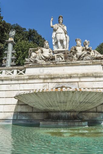 丰塔纳的迪阿罗马广场的人民罗马意大利丰塔纳的迪阿罗马广场的人民罗马意大利不朽的喷泉组成的罗马女神的中间和的两个河流的台伯河和阿尼耶内