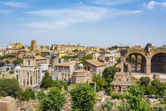前视图罗马论坛罗马意大利前视图罗马论坛罗马意大利的罗马论坛一个的主要旅游景点罗马