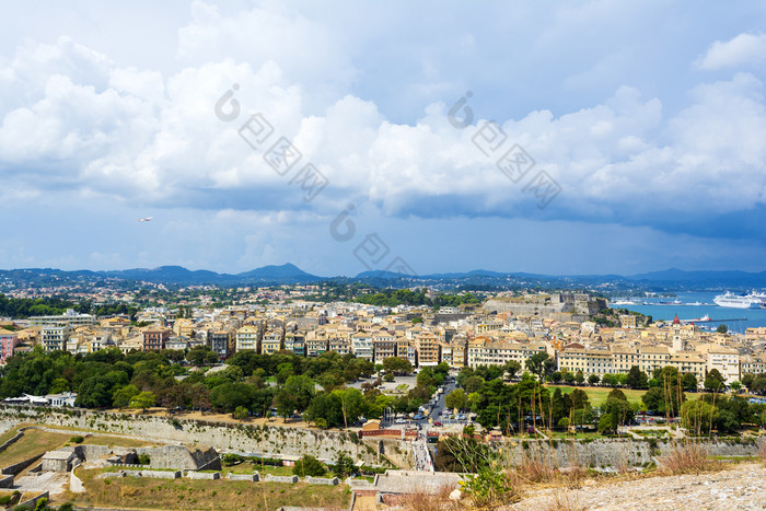 风景如画的视图的城市科孚岛从的堡垒的科孚岛小镇希腊风景如画的视图的城市科孚岛从的堡垒的科孚岛小镇希腊