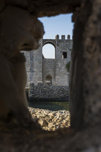 窗口视图的methoni<strong>威尼斯</strong>堡垒的伯罗奔尼撒半岛美塞尼亚希腊的城堡methoni是建的<strong>威尼斯</strong>人后窗口视图的methoni<strong>威尼斯</strong>堡垒的伯罗奔尼撒半岛美塞尼亚希腊