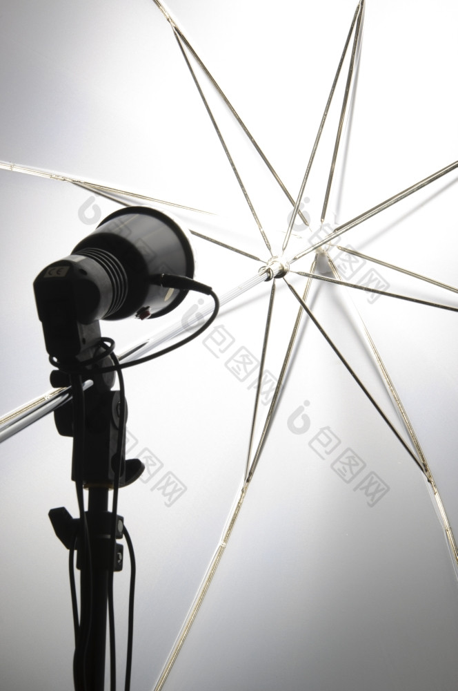 摄影集与伞反映建模灯