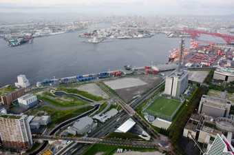 大阪天际线而且港区域天际线的大阪港区域而且大阪城市日本