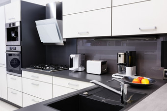 现代奢侈品<strong>嗨</strong>泰克黑色的和白色厨房清洁室内设计