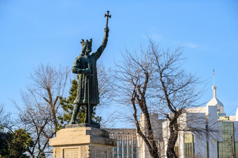 基希讷乌摩尔多瓦3月雕像斯特凡这海又名斯蒂芬。3的伟大的摩尔达维亚公园入口的中心城市雕像斯特凡这海又名斯蒂芬。3的伟大的摩尔达维亚基希讷乌摩尔多瓦