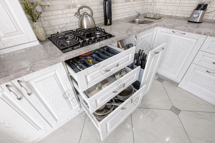 室内现代白色木厨房奢侈品首页一些抽屉是开放现代白色木厨房室内