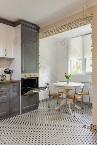 室内现代奢侈品灰色和白色木厨房现代灰色和白色木厨房室内