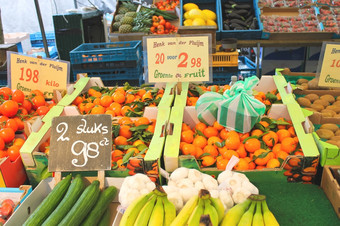 水果而且蔬菜市场摊位