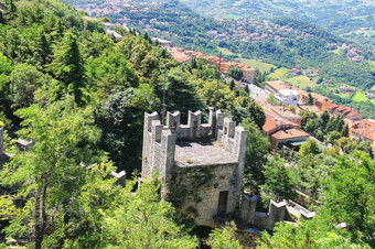视图的村从的堡垒三马里诺的共和国三马里诺