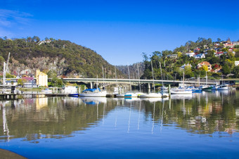 景观照片的风景如画的港口小镇朗塞斯顿建立起来塔斯马尼亚澳大利亚