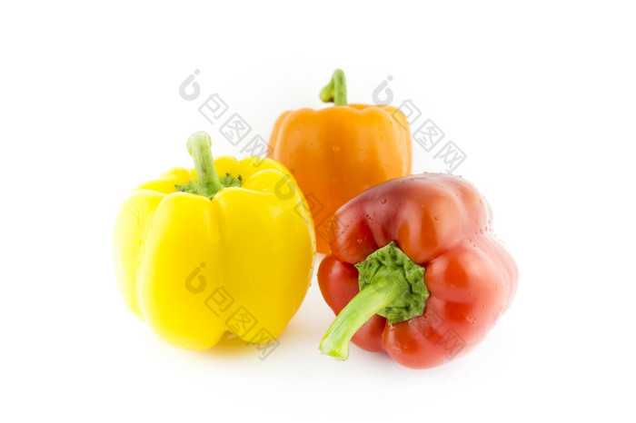 集团色彩斑斓的甜蜜的贝尔胡椒集团色彩斑斓的甜蜜的贝尔胡椒白色背景