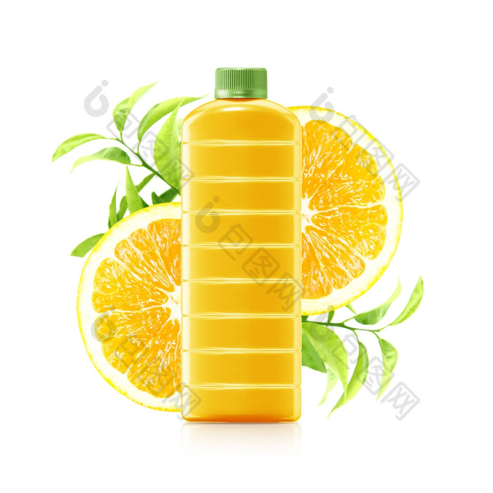 橙色汁塑料容器壶与新鲜的橙色而且叶子白色背景橙色汁