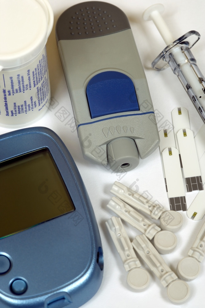 首页糖尿病自测工具包包括葡萄糖测验条锋利的刺血注射器而且glucometer