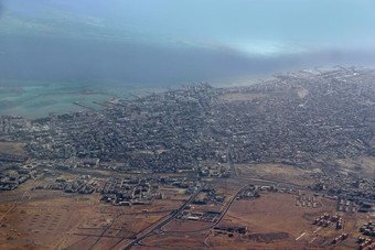 空中城市视图与房子建筑海边埃及飞行以上国家全景图像埃及小镇见过从以上egyptial小镇从天空空中全景小镇海边空中城市视图与房子建筑海边埃及飞行以上国家