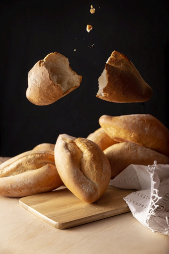 木棍结构浮动传统的墨西哥面包店白色面包一般使用陪食物和准备墨西哥三明治被称为馅饼