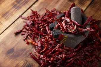 智利阿尔博尔这强有力的墨西哥辣椒可以使用新鲜的粉干为萨尔萨舞准备和各种墨西哥菜