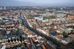 的历史大学城市代尔夫特的荷兰见过从以上看的方向的黑格