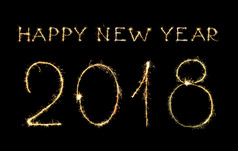 快乐新一年和数字写与罗马焰火筒孤立的黑色的