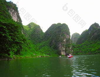 景观与moutain和河页安保兵越南