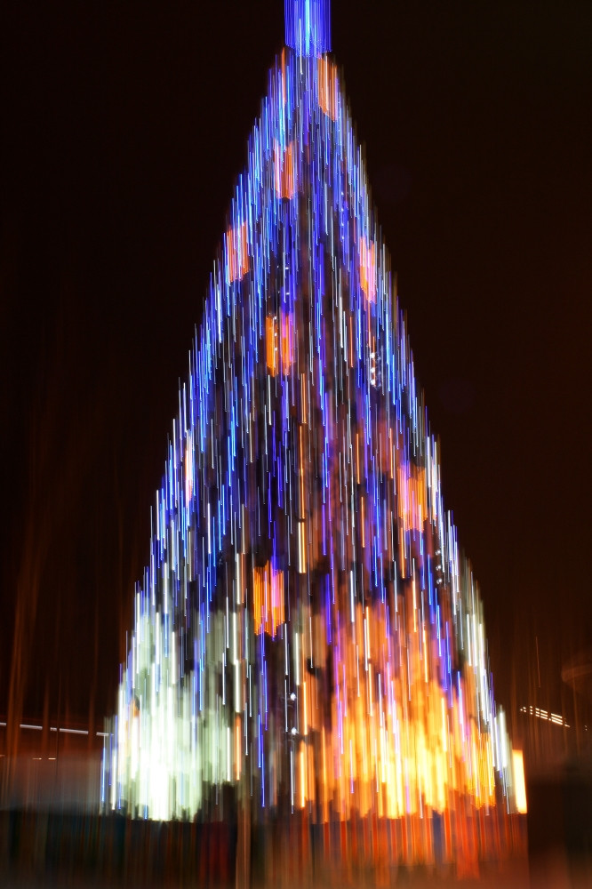 圣诞节树从的灯长时间照片图片