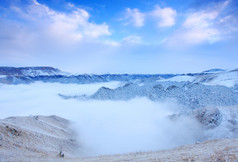 日落的山北部高加索地区俄罗斯