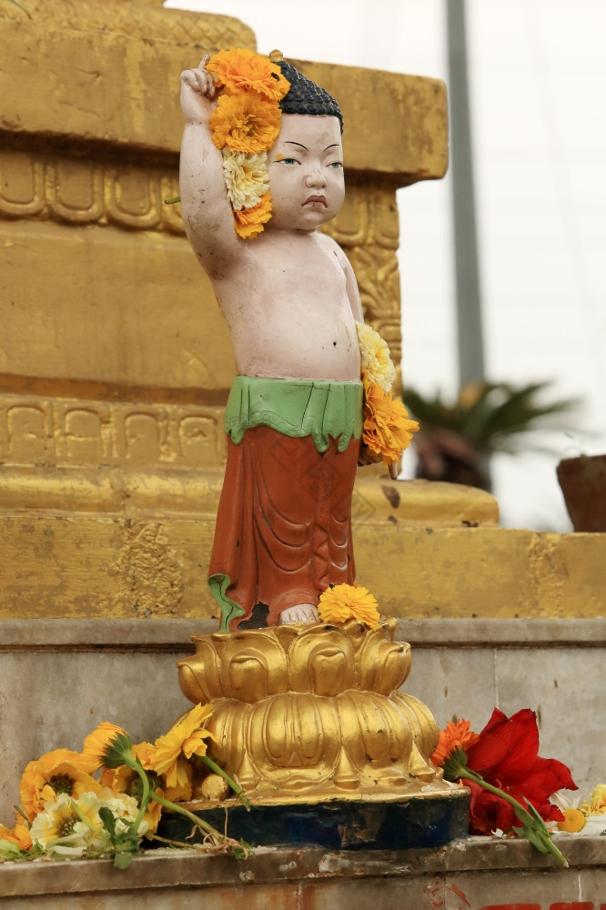 雕像佛加德满都尼泊尔图片