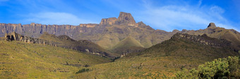 全景视图的圆形露天剧场的德拉肯斯堡山皇家故乡国家公园南非洲