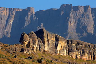 高山峰的德拉肯斯堡山皇家<strong>故乡</strong>国家公园南非洲