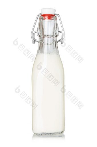 <strong>牛奶瓶</strong>与古董摇摆不定的前孤立的白色