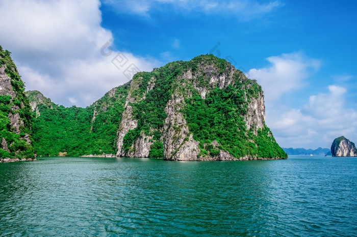 海和山岛屿向湾越南东南亚洲