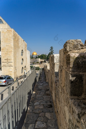 寺庙山视图从犹太人季度街耶路撒冷