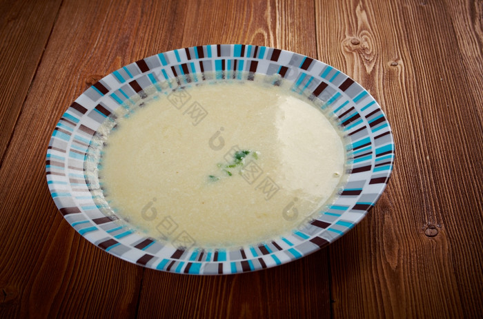 奶油浓汤传统的法国汤味首页使似乎汤
