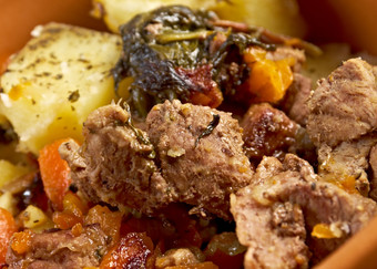 热能炖肉与胡萝卜而且土豆国家厨房农家菜