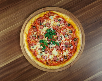 披萨Diabola意大利蒜味腊肠而且辣的卡拉布里亚的胡椒
