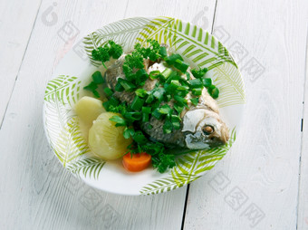 鱼头<strong>砂锅</strong>海鲜菜从中国