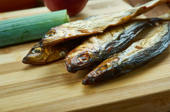 博克林热熏<strong>鲱鱼</strong>类似的的基普和的<strong>鲱鱼</strong>挪威厨房传统的各种各样的菜前视图