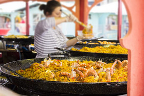 海鲜西班牙海鲜饭出售街市场站