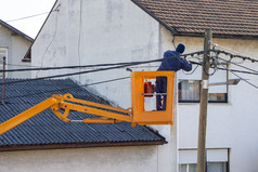 电工工人波兰修复权力行
